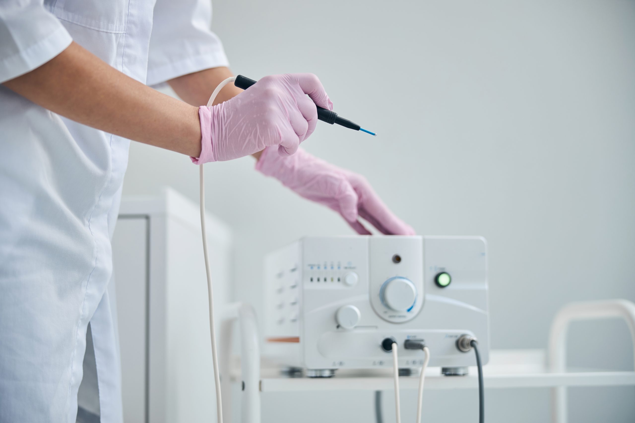 ¿Qué son las unidades electroquirúrgicas y por qué deberíamos probarlos?