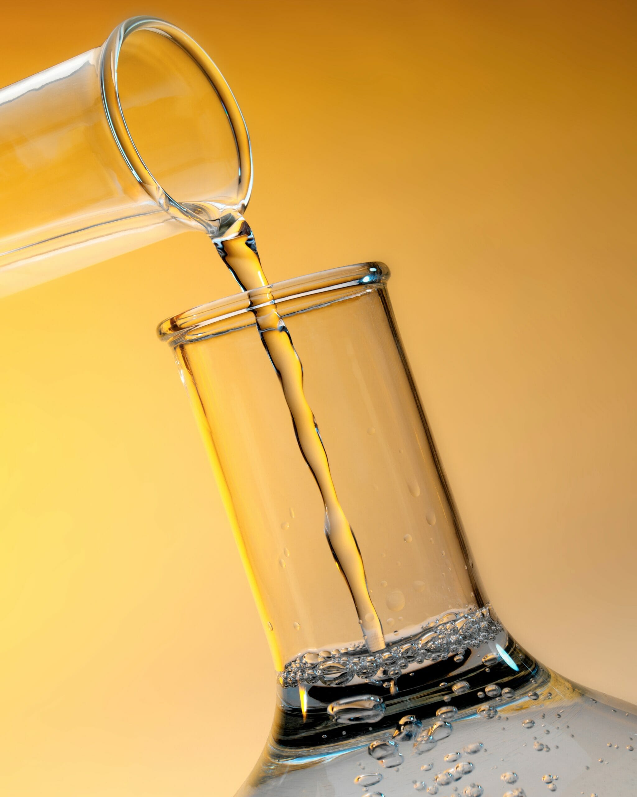 ¿Qué soluciones de agua para laboratorio son más eficientes?